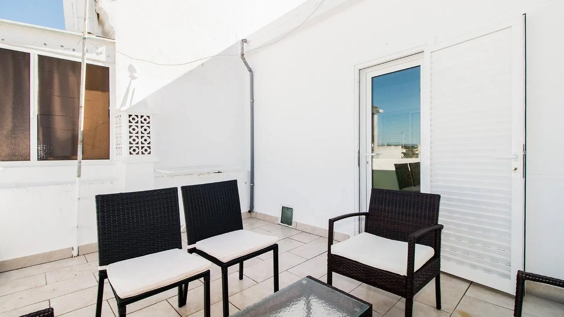 Holiday home Casa Do Carmo Fuzeta By Junto Ao Mar Villa Portugal